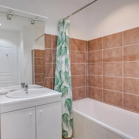 Apartman With Terrace And Parking Mérignac