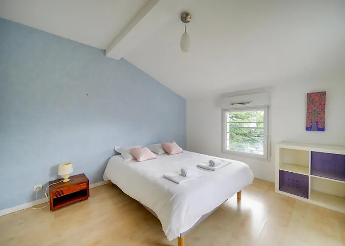 Daire With Terrace And Parking *